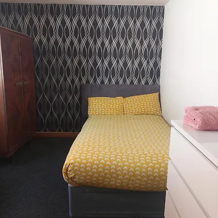 Peace House בית אירוח לידס