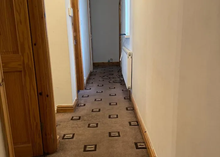 Проживання в сім'ї Peace House