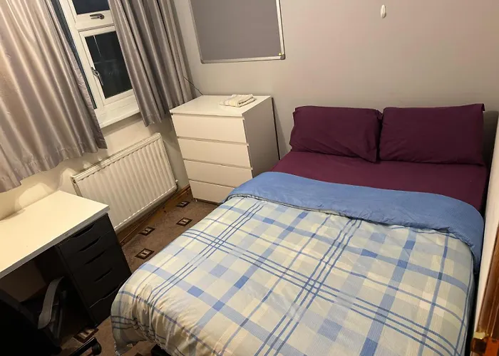 Peace House * Лідс